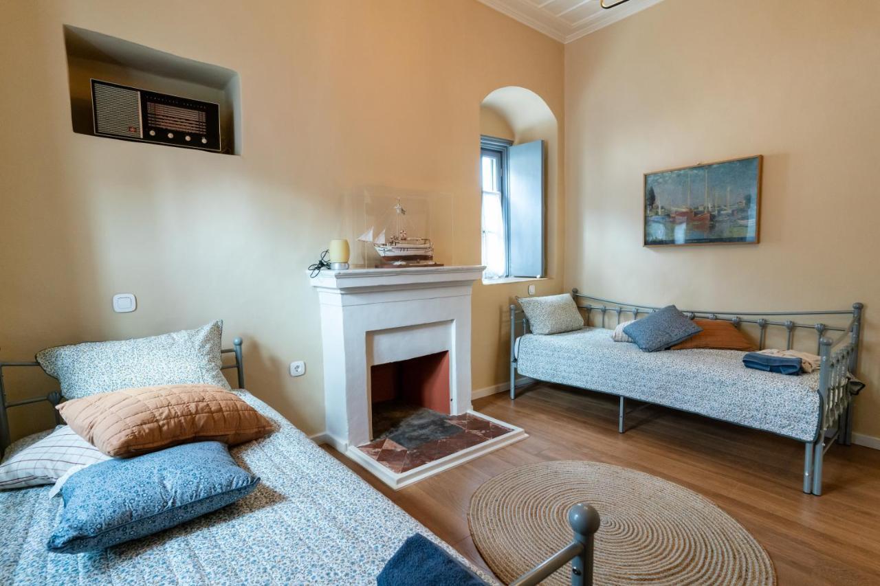 Englezena'S Guesthouse Leonidio Luaran gambar