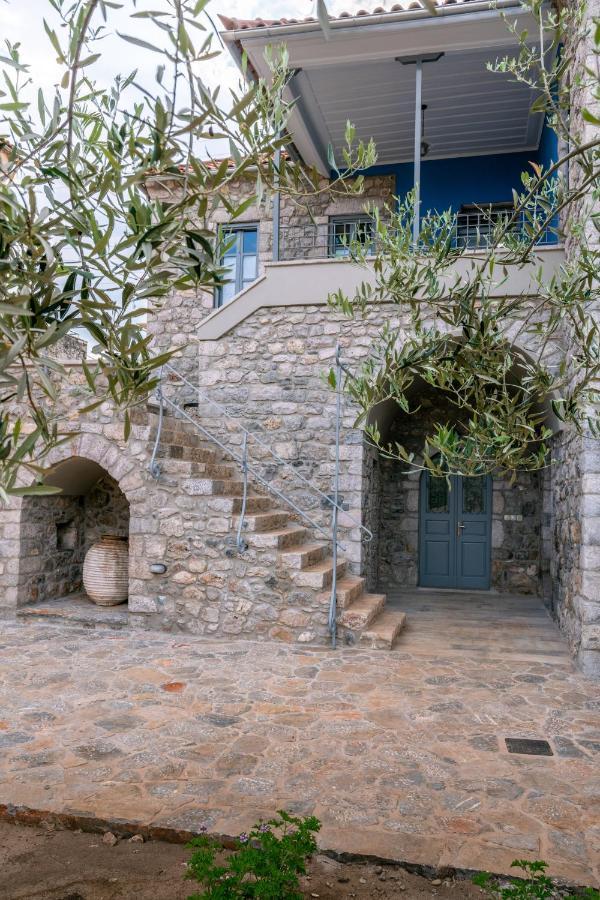 Englezena'S Guesthouse Leonidio Luaran gambar